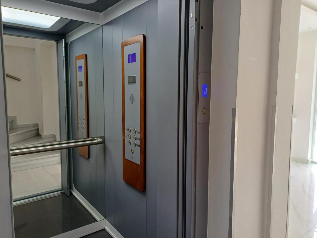 Deluxe City Hotel Hanya Dış mekan fotoğraf